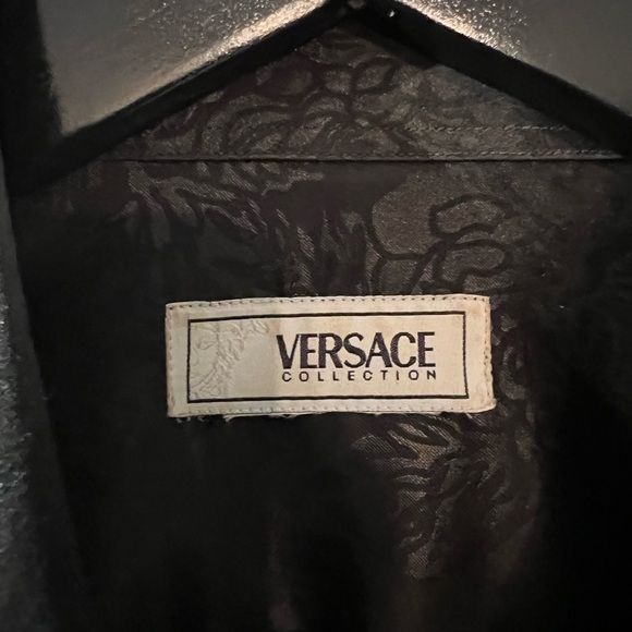 VERSACE Button Up dress shirt FRENCH CUFFS 15 3/4… 40 - Picture 2 of 4